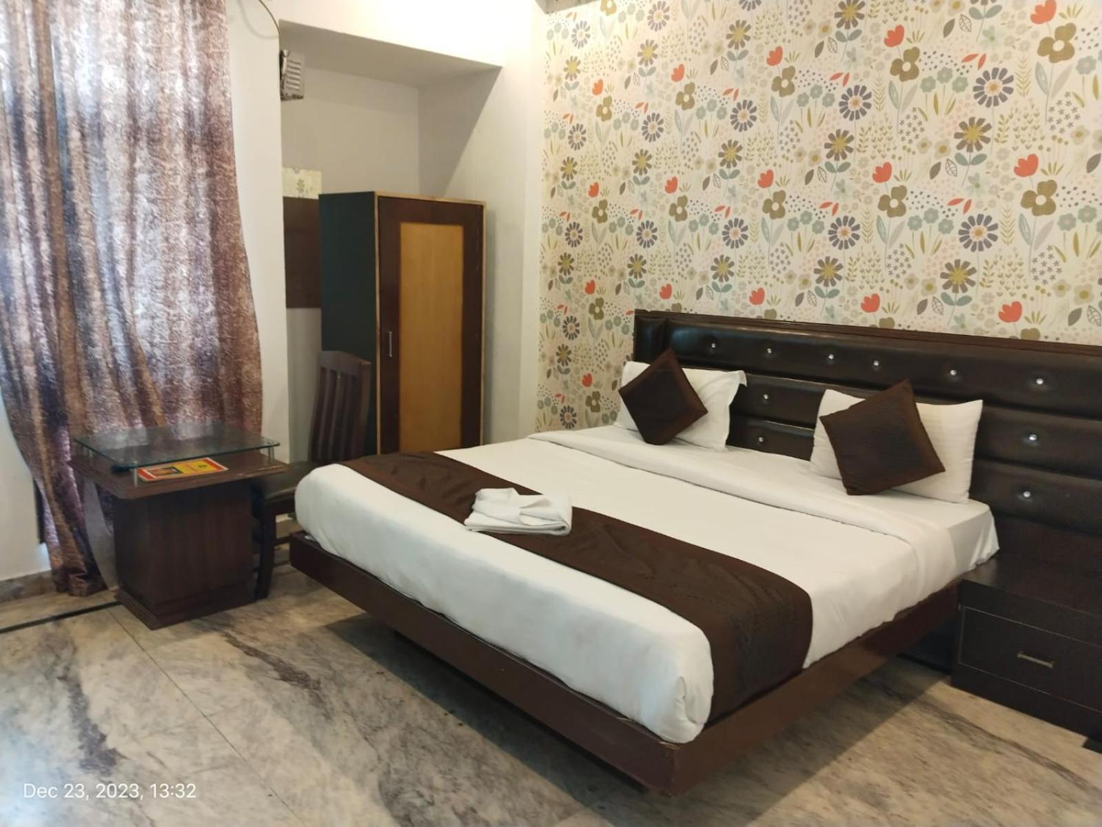 Hotel Shivanta Residency Rishīkesh Zewnętrze zdjęcie